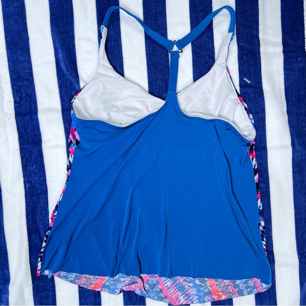 Three Tankini Tops - Picture 5 of 9